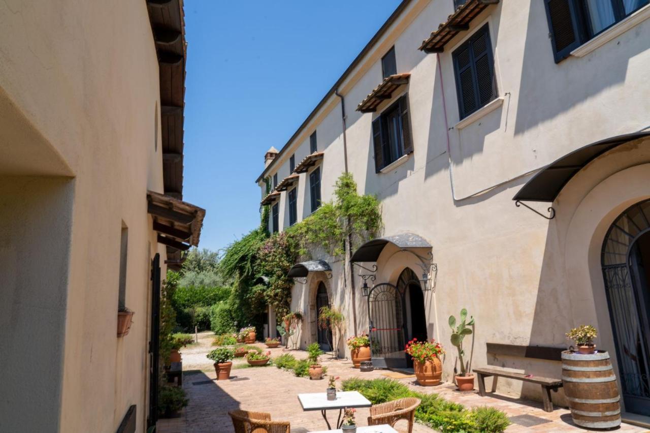 Il Granaio Dei Casabella Hotel Paestum Ngoại thất bức ảnh